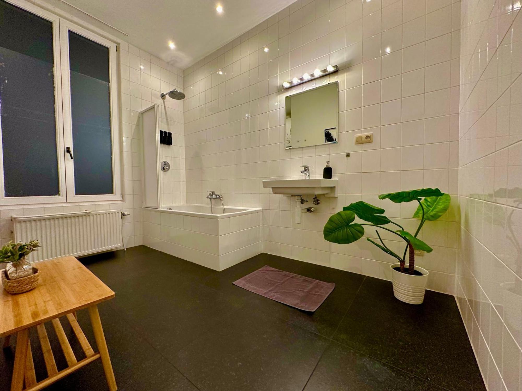 Luxury Suites Museum By Rikas Hotels Antwerpen Eksteriør billede